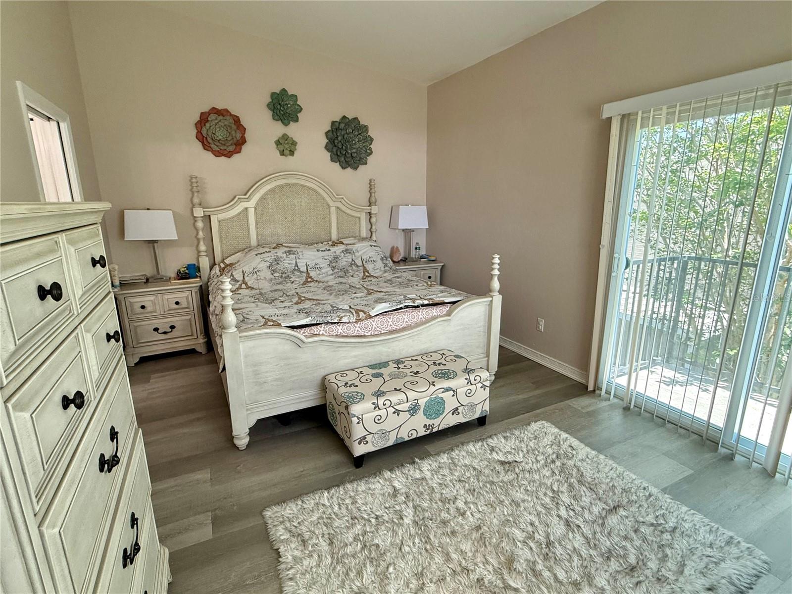 Image 17 of 48 For 13201 Opal Court