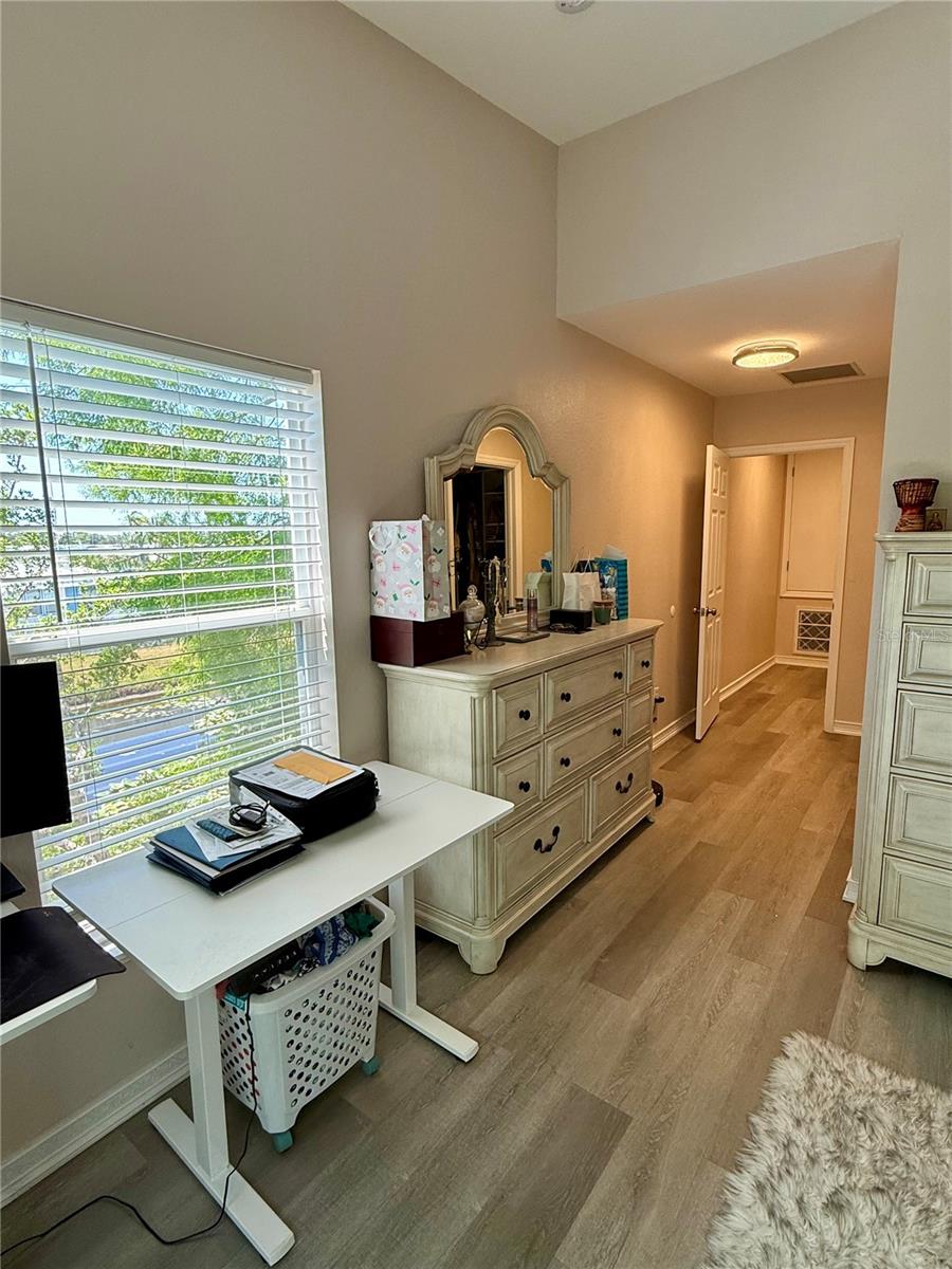 Image 23 of 48 For 13201 Opal Court