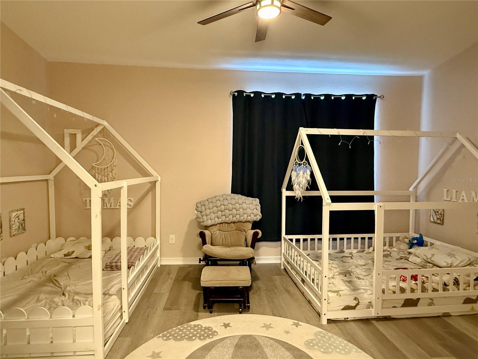 Image 29 of 48 For 13201 Opal Court