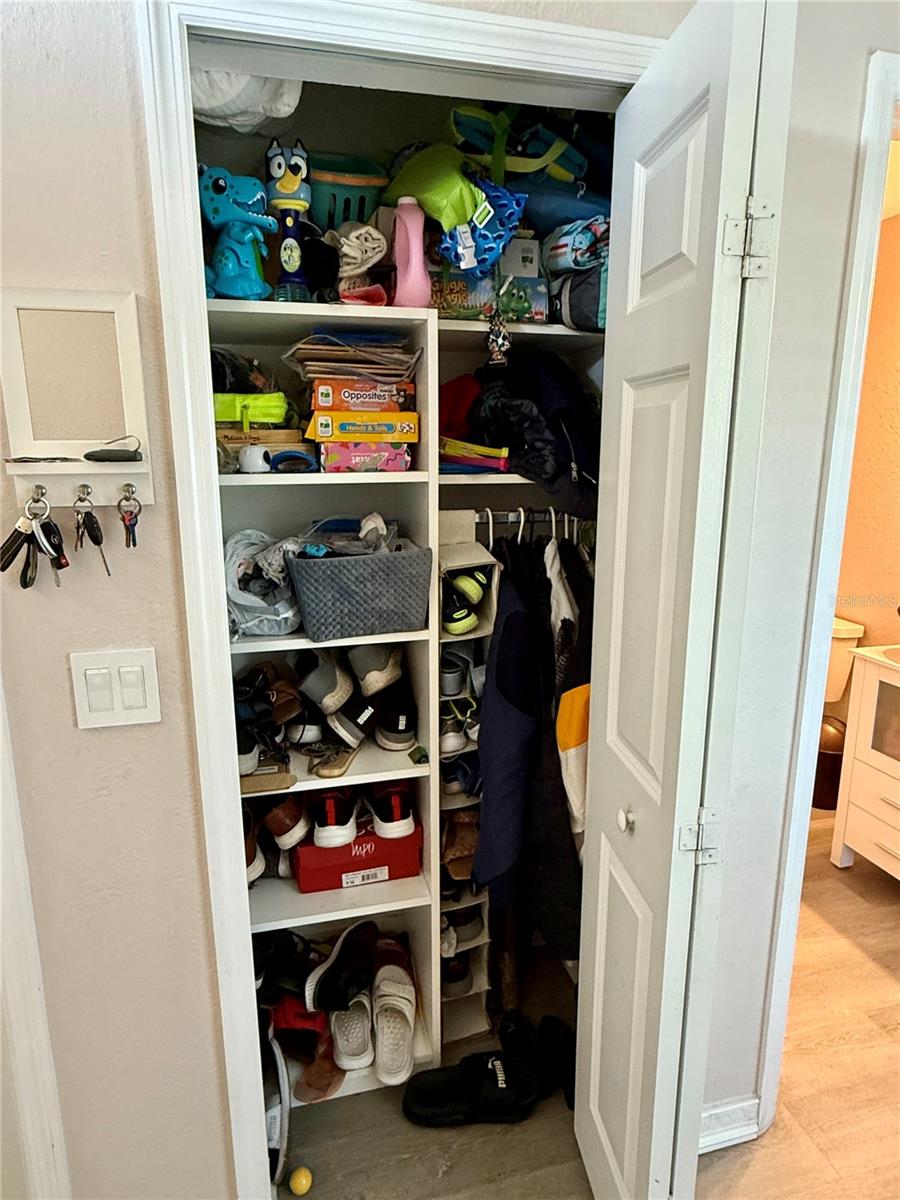 Image 34 of 48 For 13201 Opal Court