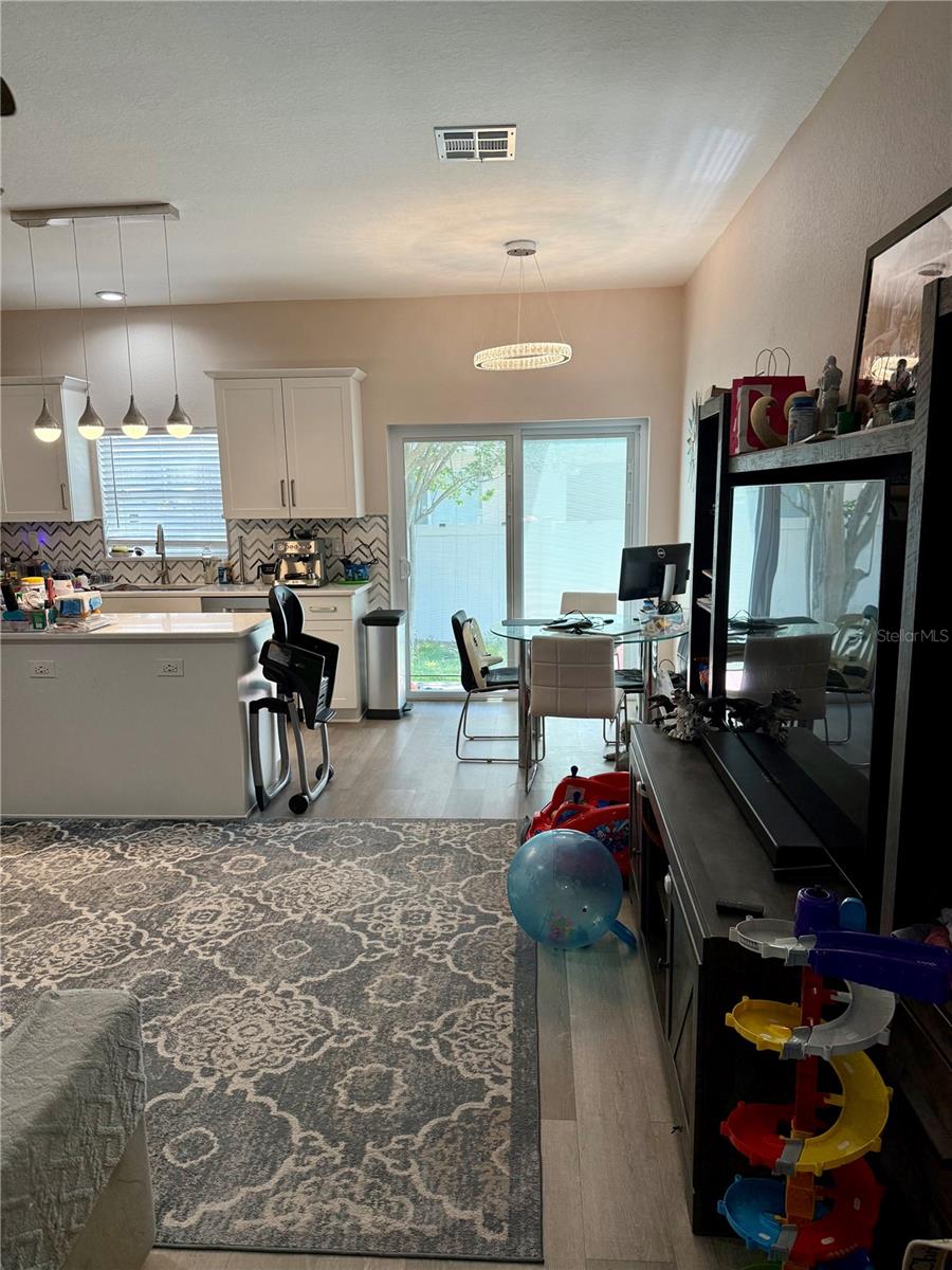 Image 6 of 48 For 13201 Opal Court