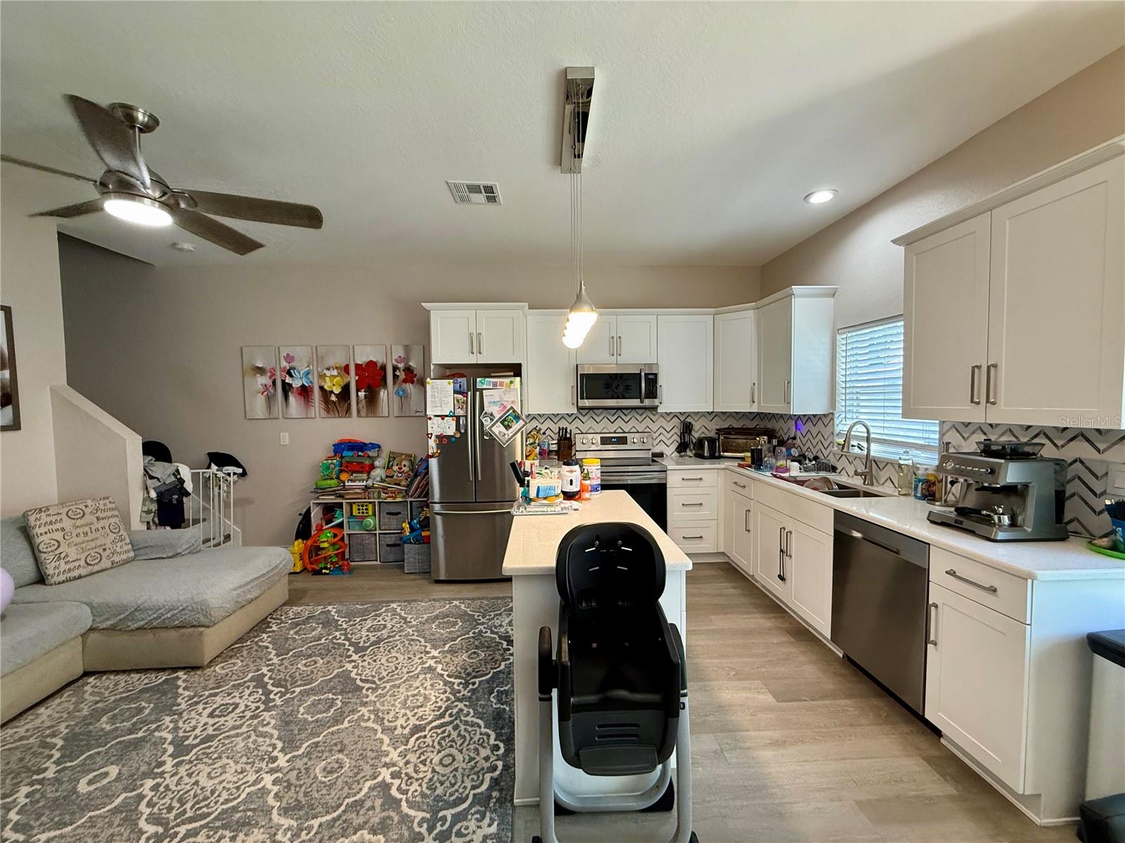 Image 7 of 48 For 13201 Opal Court