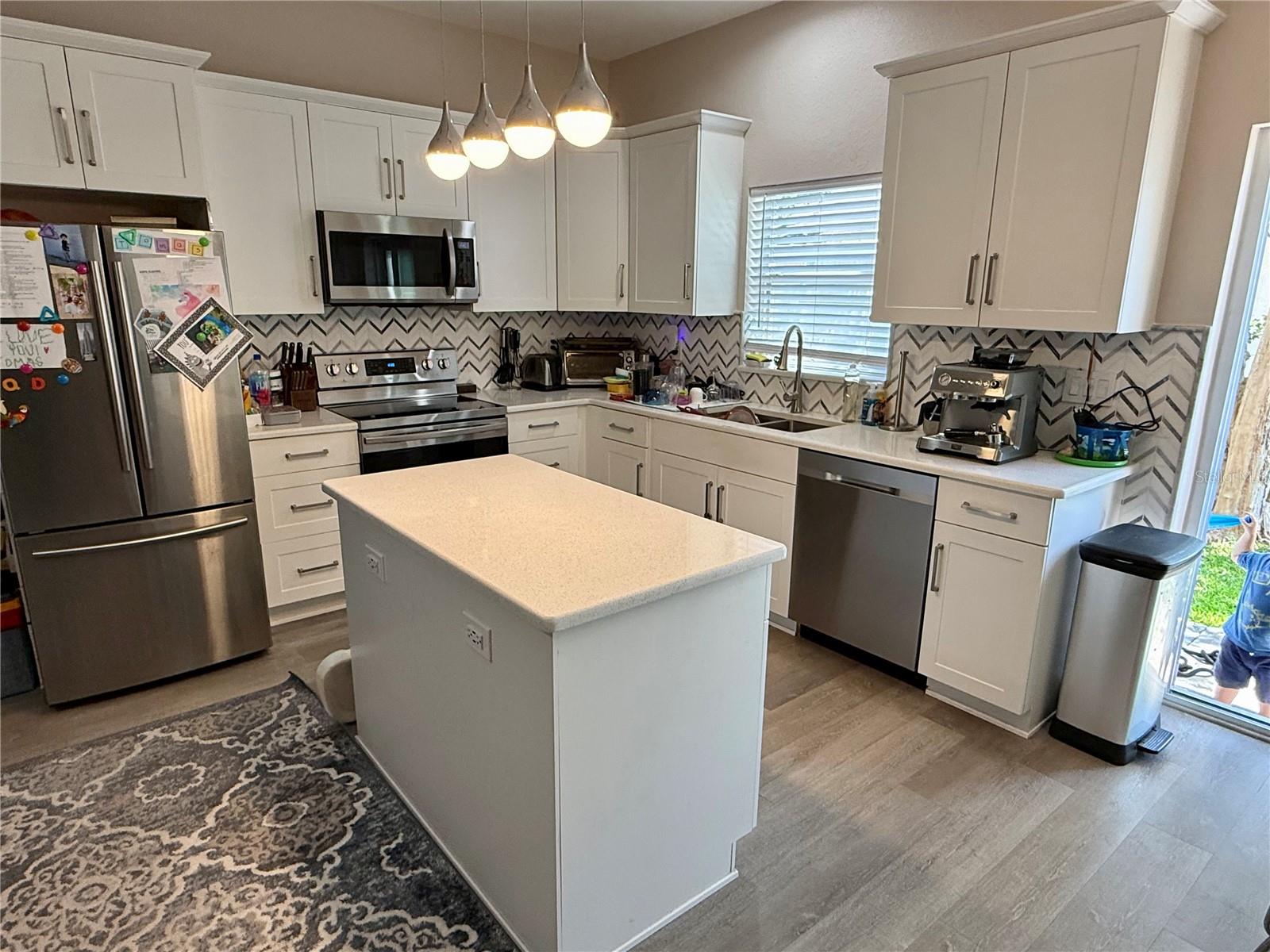 Image 8 of 48 For 13201 Opal Court