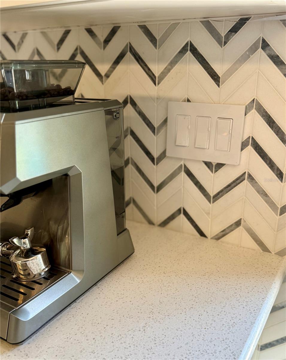 Image 9 of 48 For 13201 Opal Court