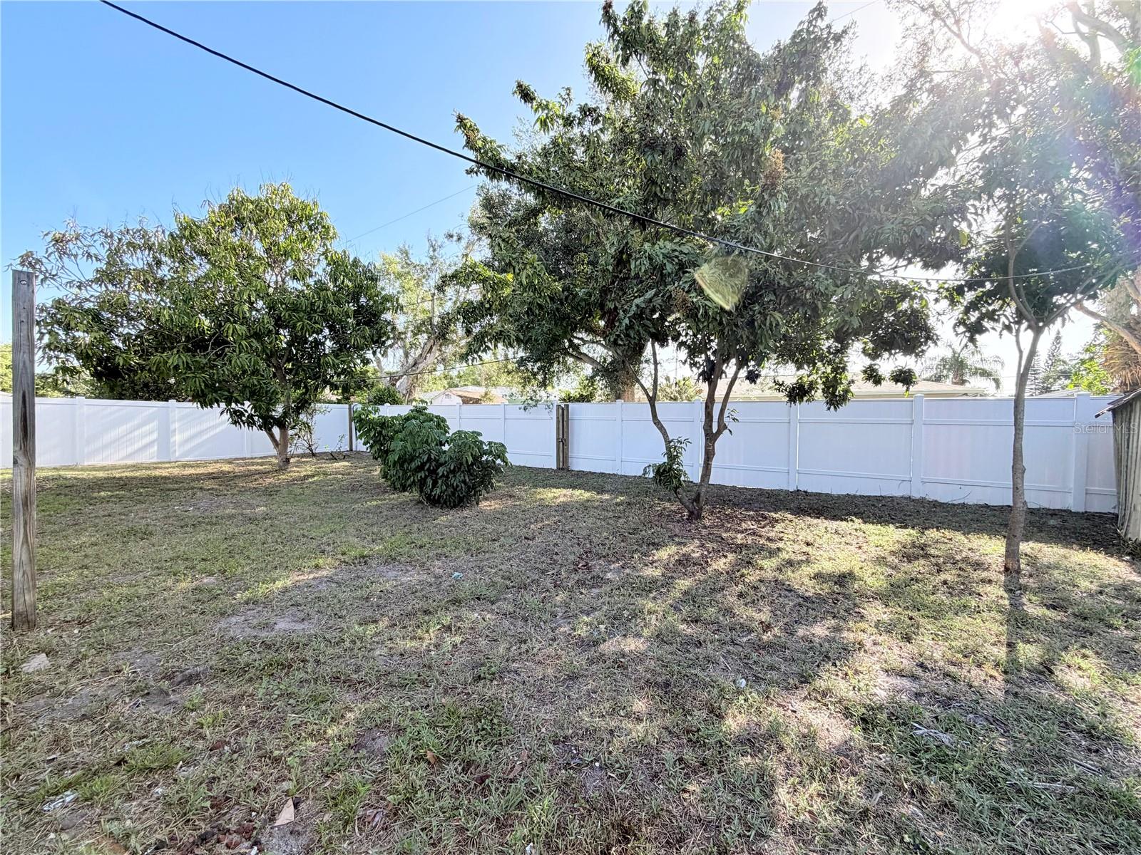 Image 10 of 35 For 309 Kerry Drive