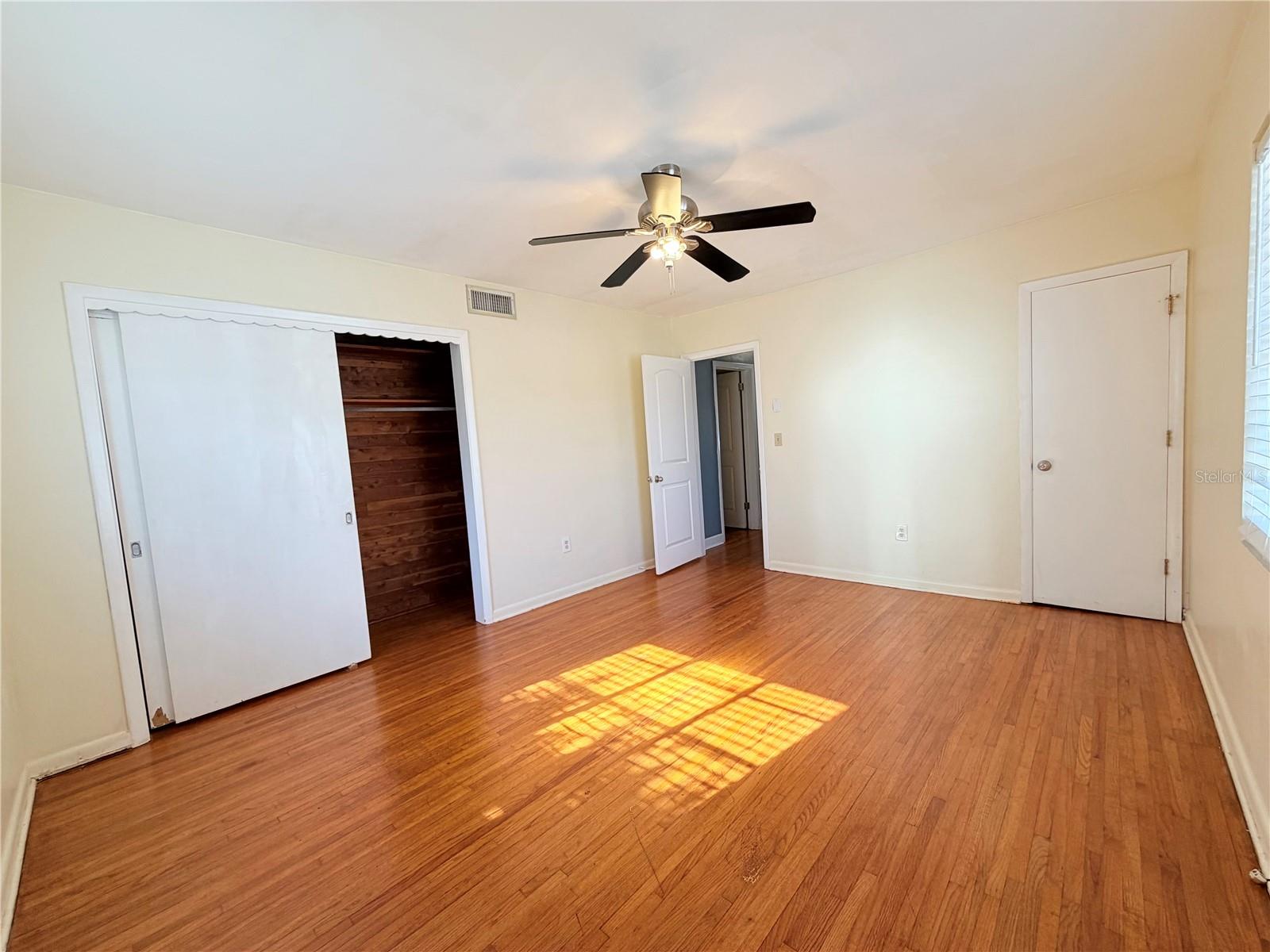 Image 20 of 35 For 309 Kerry Drive