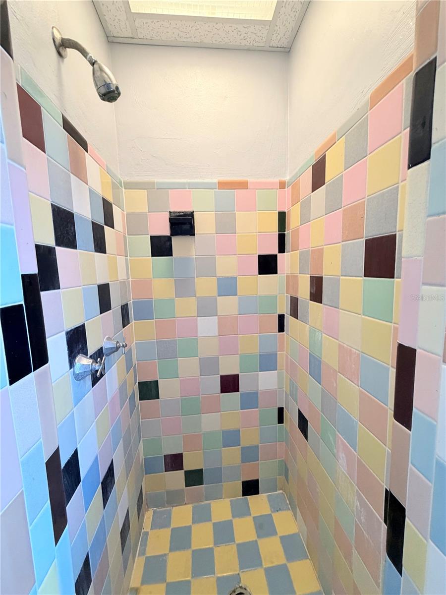 Image 24 of 35 For 309 Kerry Drive