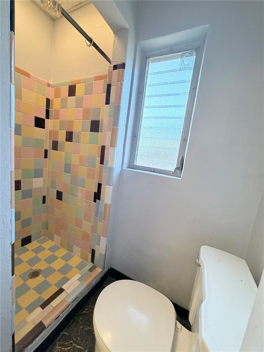 Image 25 of 35 For 309 Kerry Drive