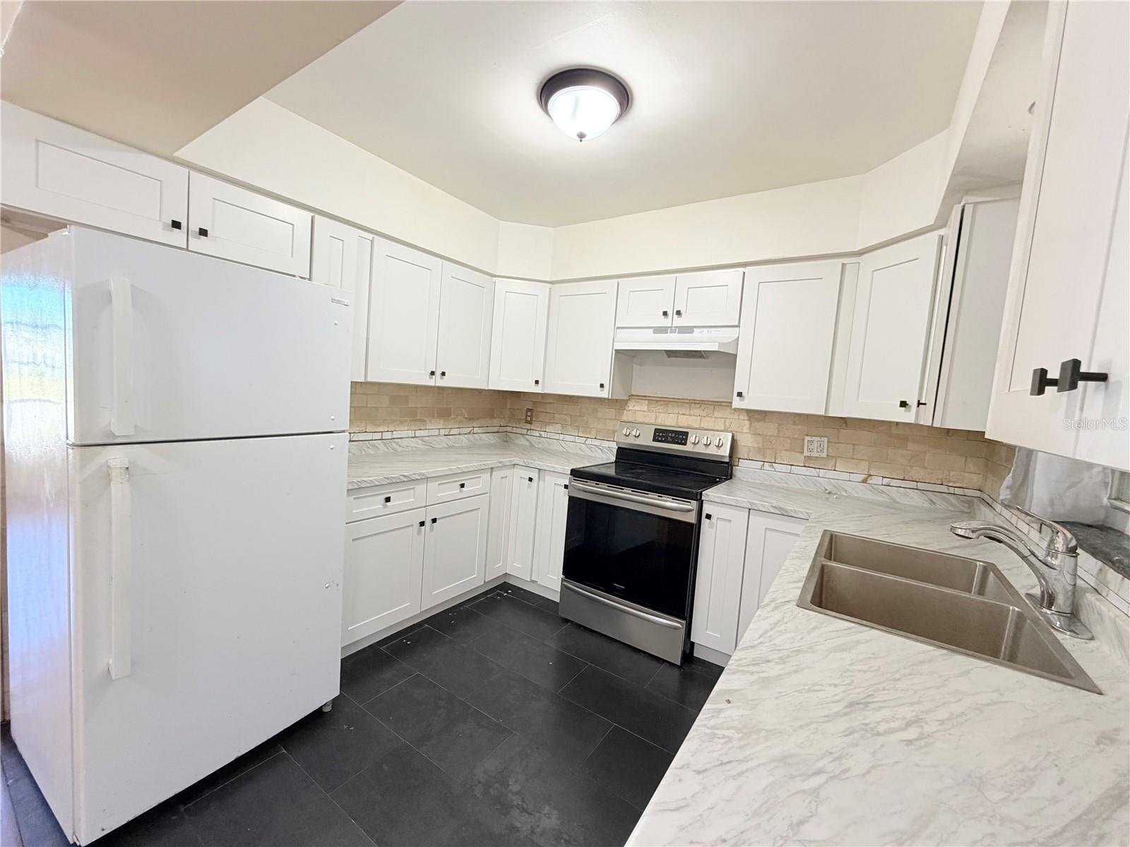 Image 29 of 35 For 309 Kerry Drive