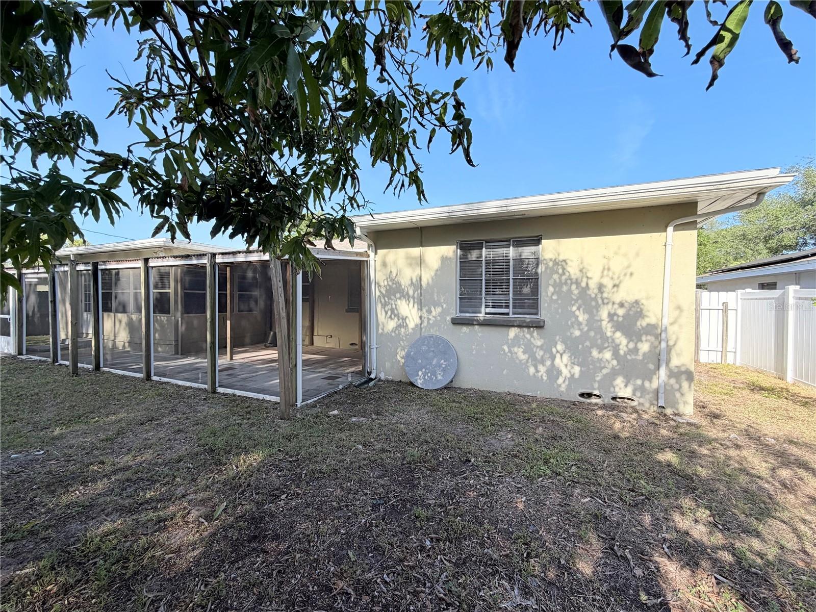 Image 5 of 35 For 309 Kerry Drive