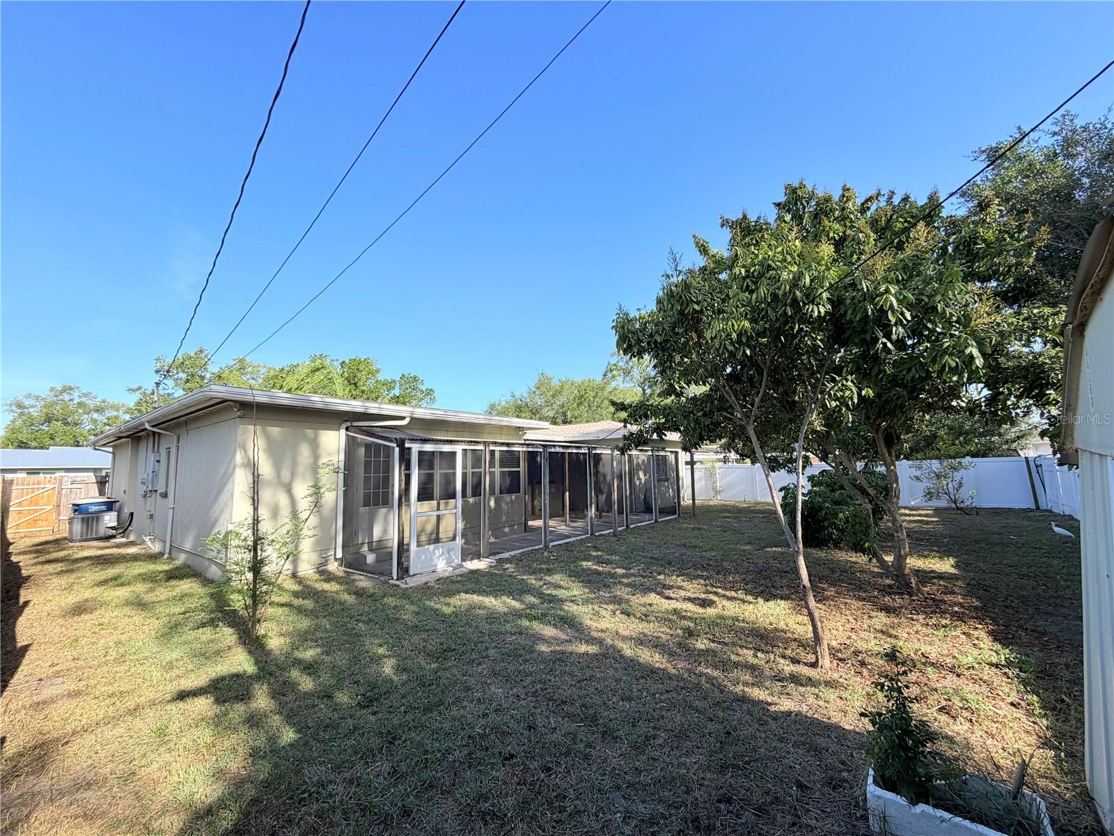 Image 8 of 35 For 309 Kerry Drive