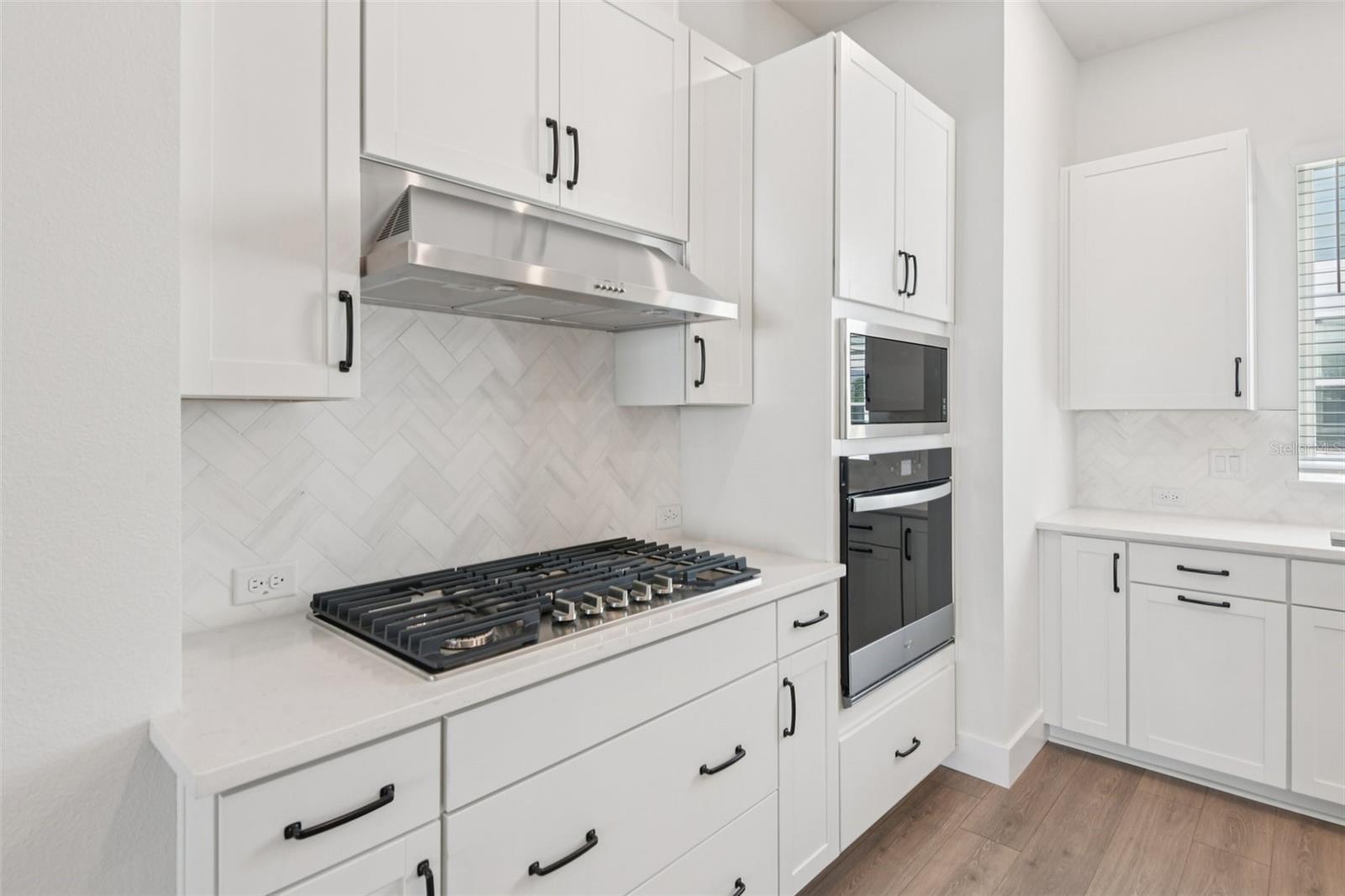 Image 13 of 38 For 3133 4th Terrace N