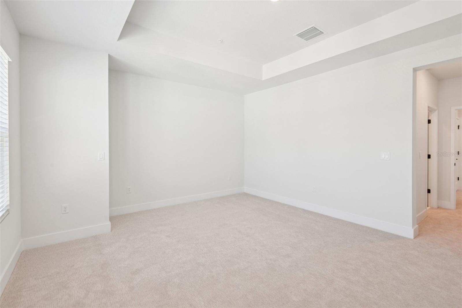 Image 18 of 38 For 3133 4th Terrace N