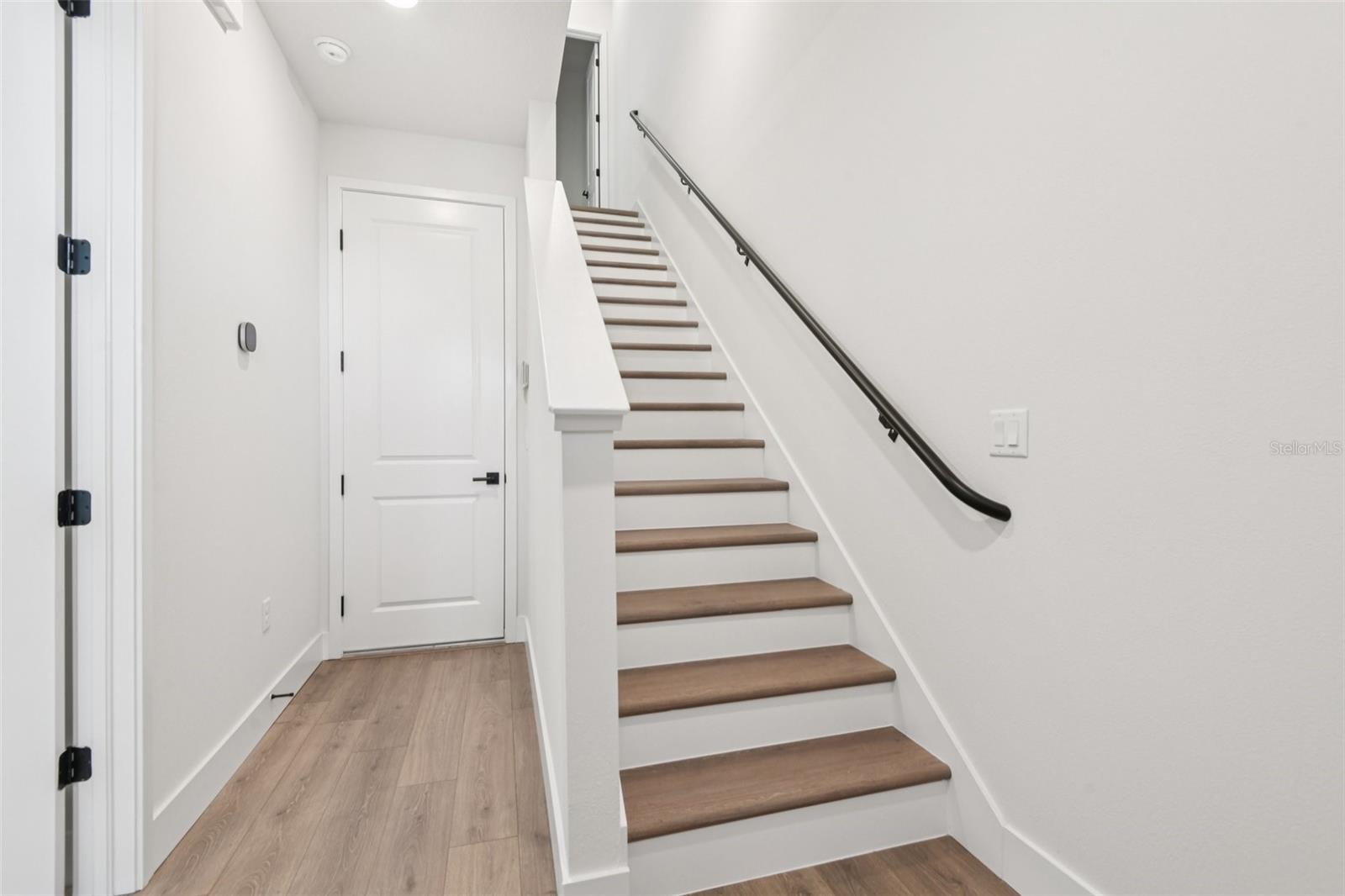 Image 26 of 38 For 3133 4th Terrace N