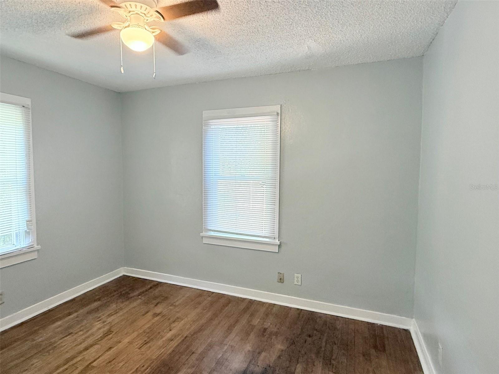 Image 16 of 19 For 3527 3rd Avenue N