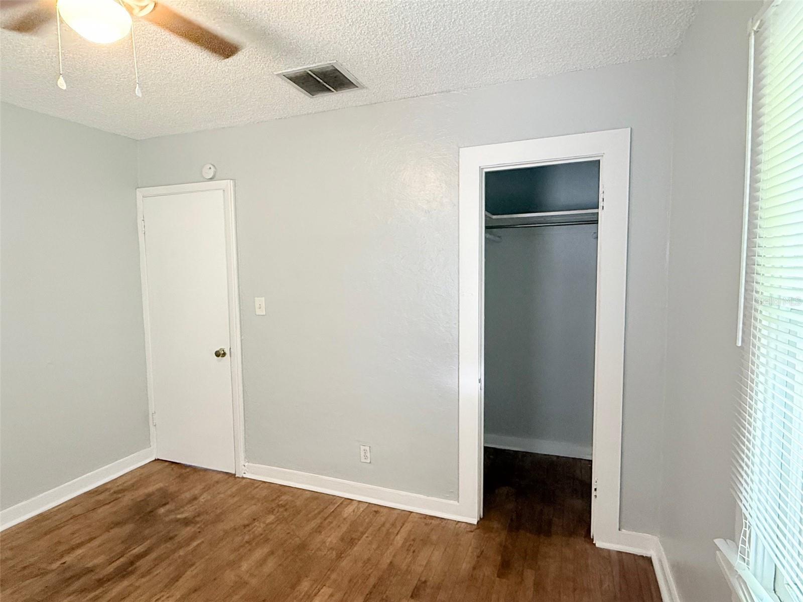 Image 18 of 19 For 3527 3rd Avenue N