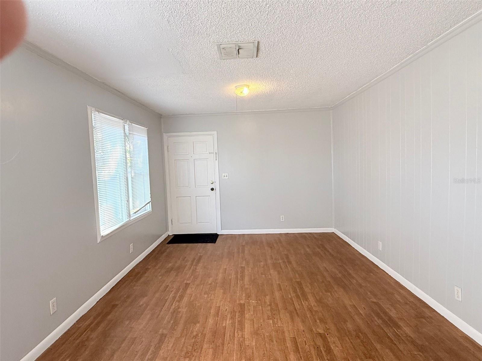 Image 2 of 19 For 3527 3rd Avenue N