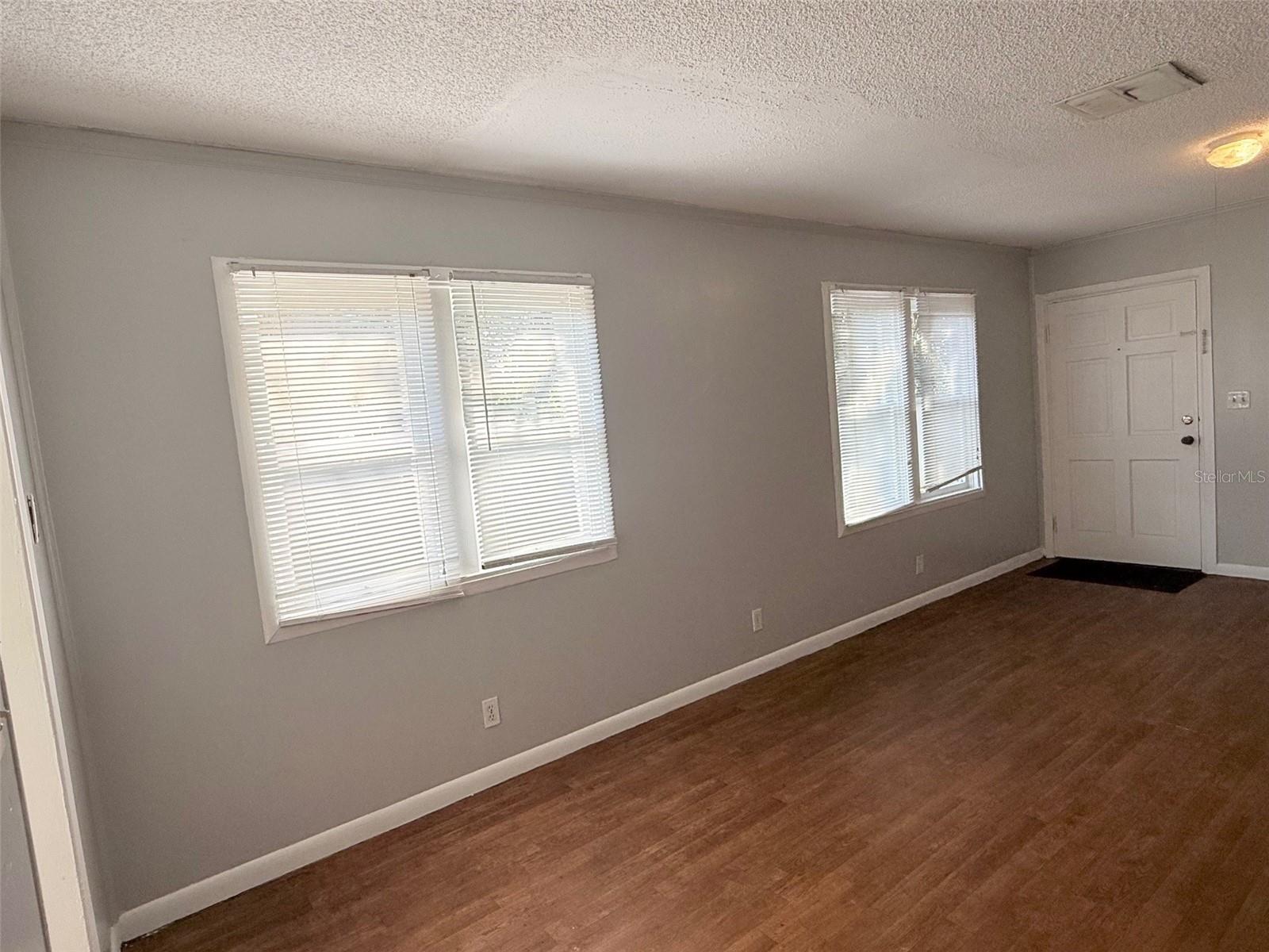 Image 3 of 19 For 3527 3rd Avenue N