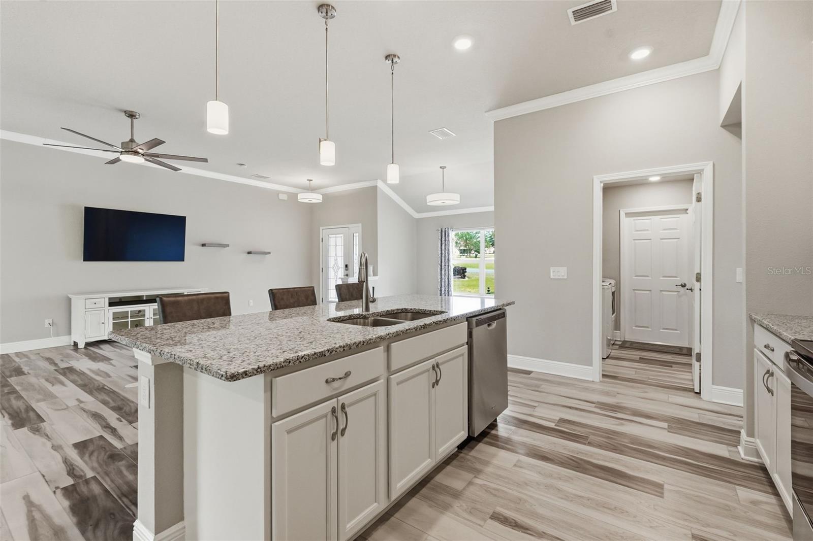 Image 9 of 52 For 837 Epsom Court