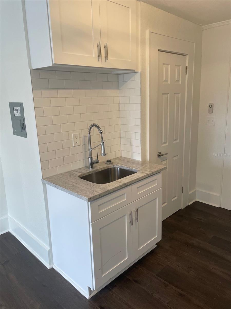 Image 7 of 9 For 5301 27th Avenue S 7