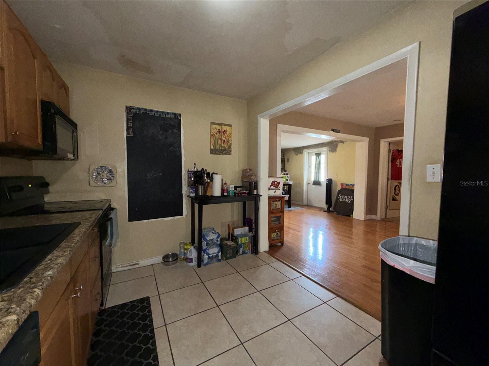 Image 6 of 20 For 5164 Jasmine Circle