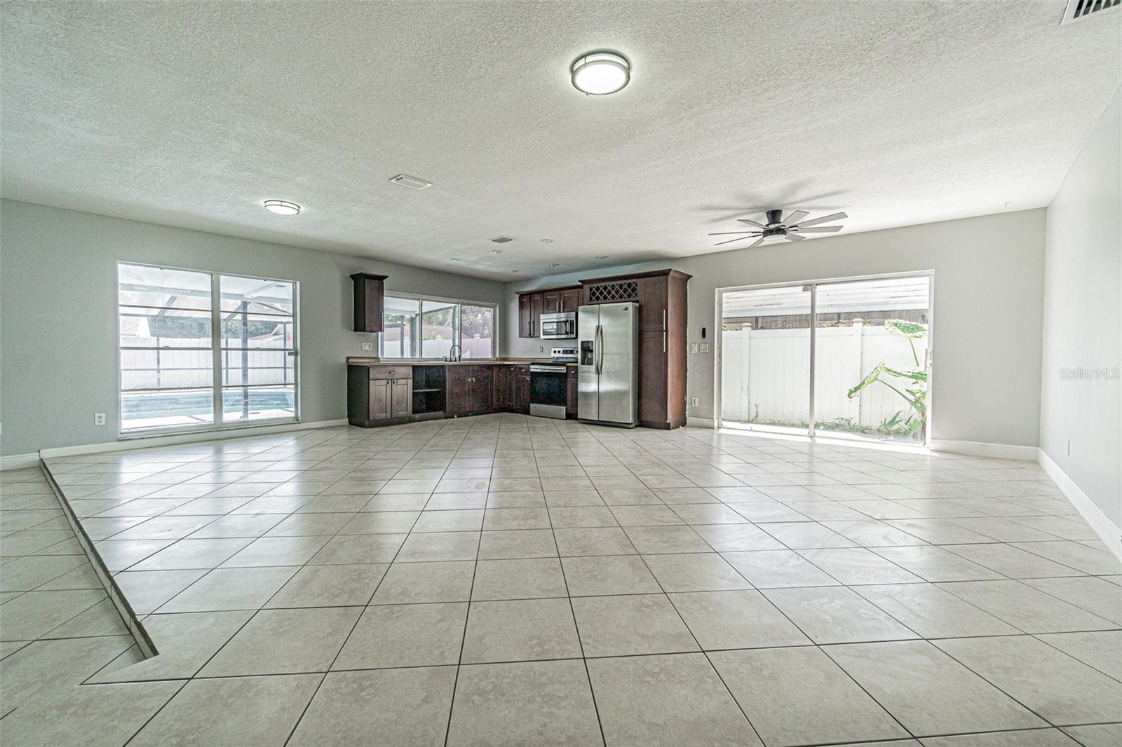 Image 13 of 35 For 7203 Battenwood Court