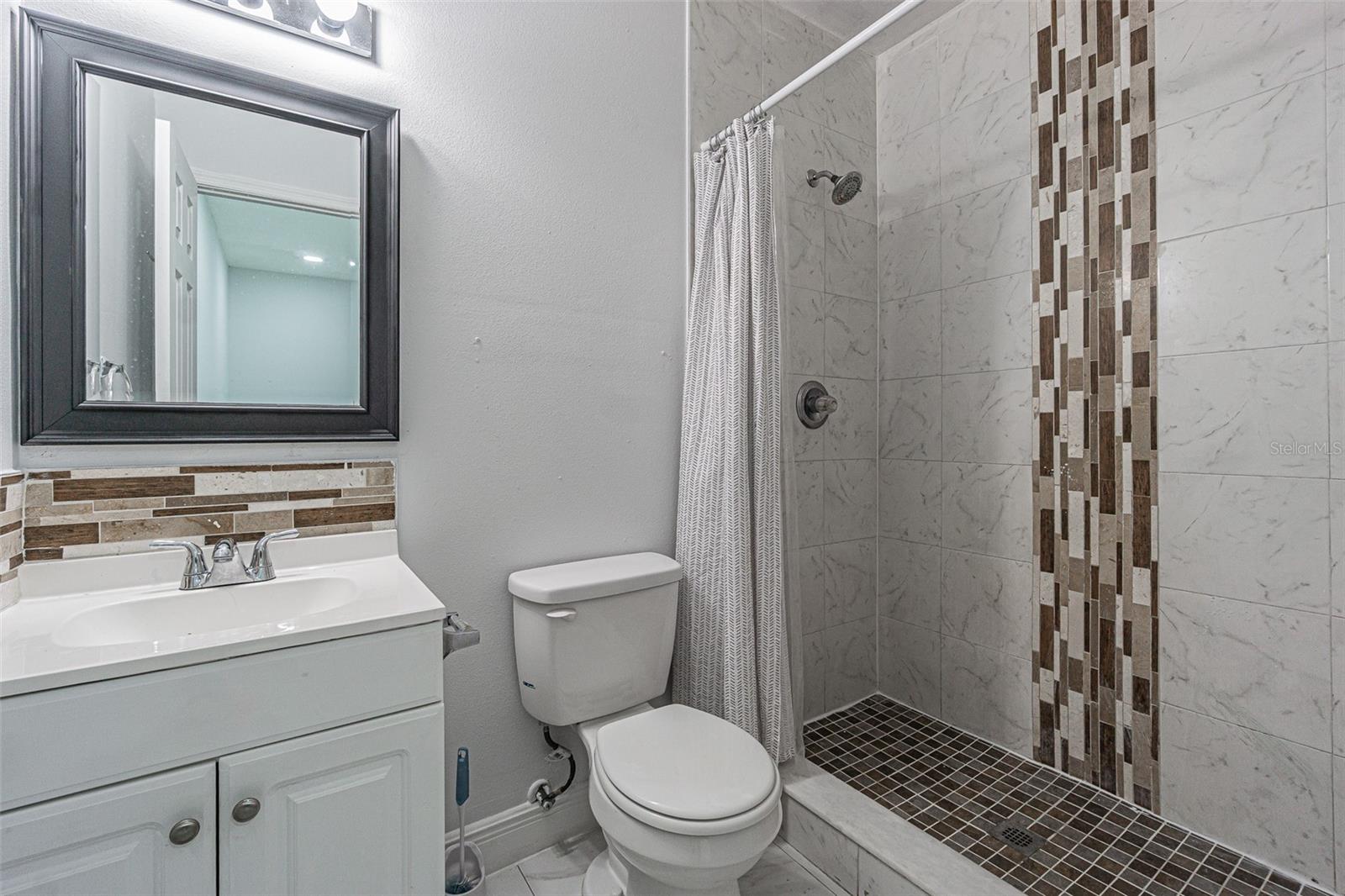 Image 19 of 35 For 7203 Battenwood Court