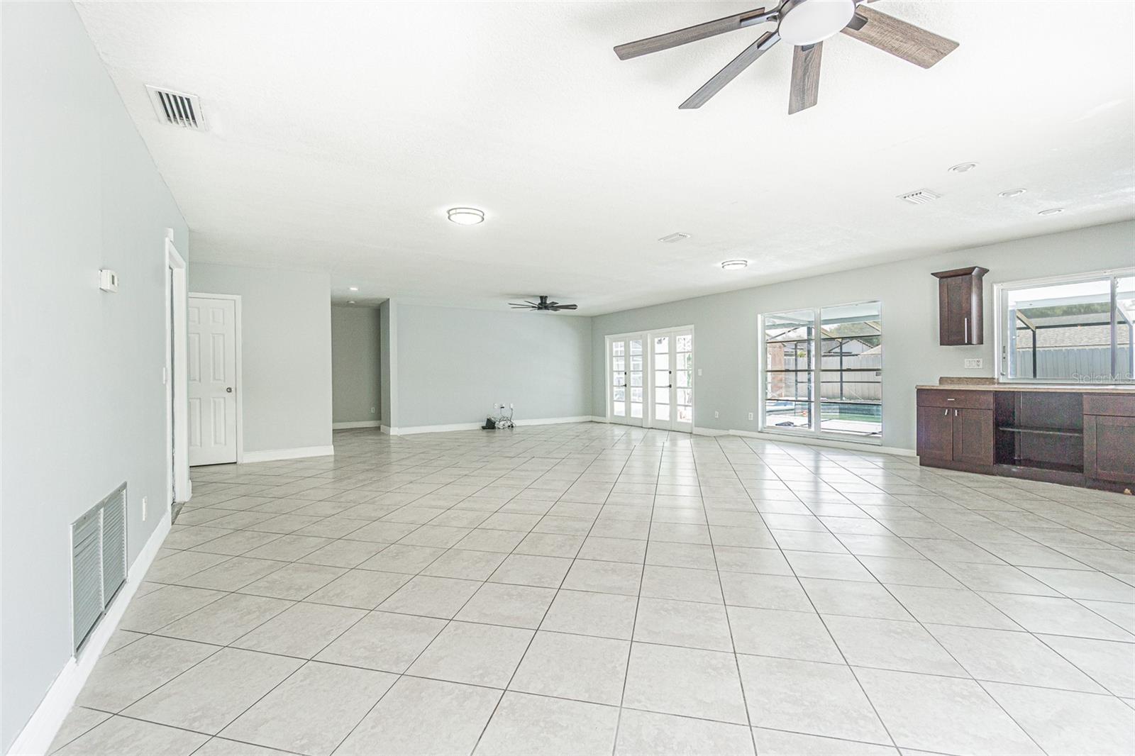 Image 21 of 35 For 7203 Battenwood Court