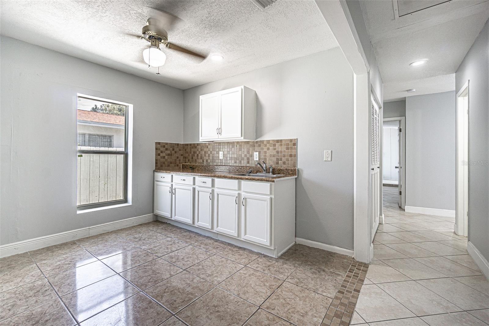 Image 29 of 35 For 7203 Battenwood Court