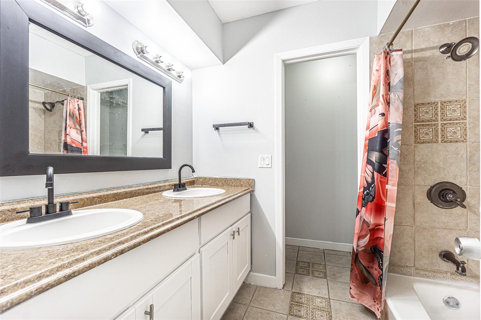 Image 31 of 35 For 7203 Battenwood Court