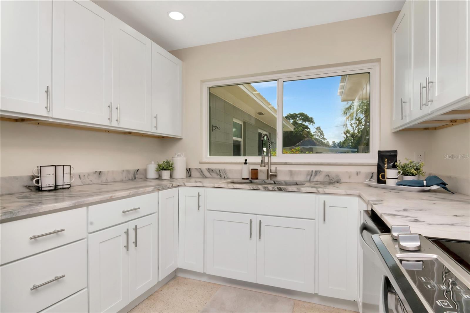 Image 10 of 38 For 106 Steven Street