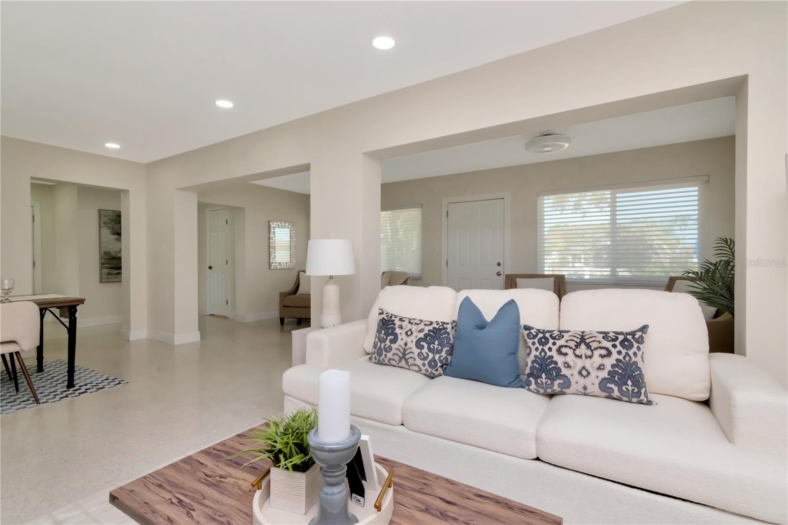 Image 16 of 38 For 106 Steven Street