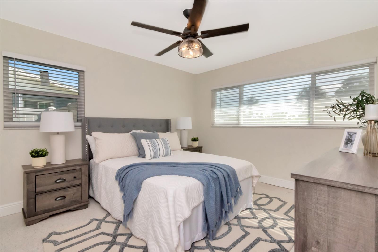 Image 23 of 38 For 106 Steven Street