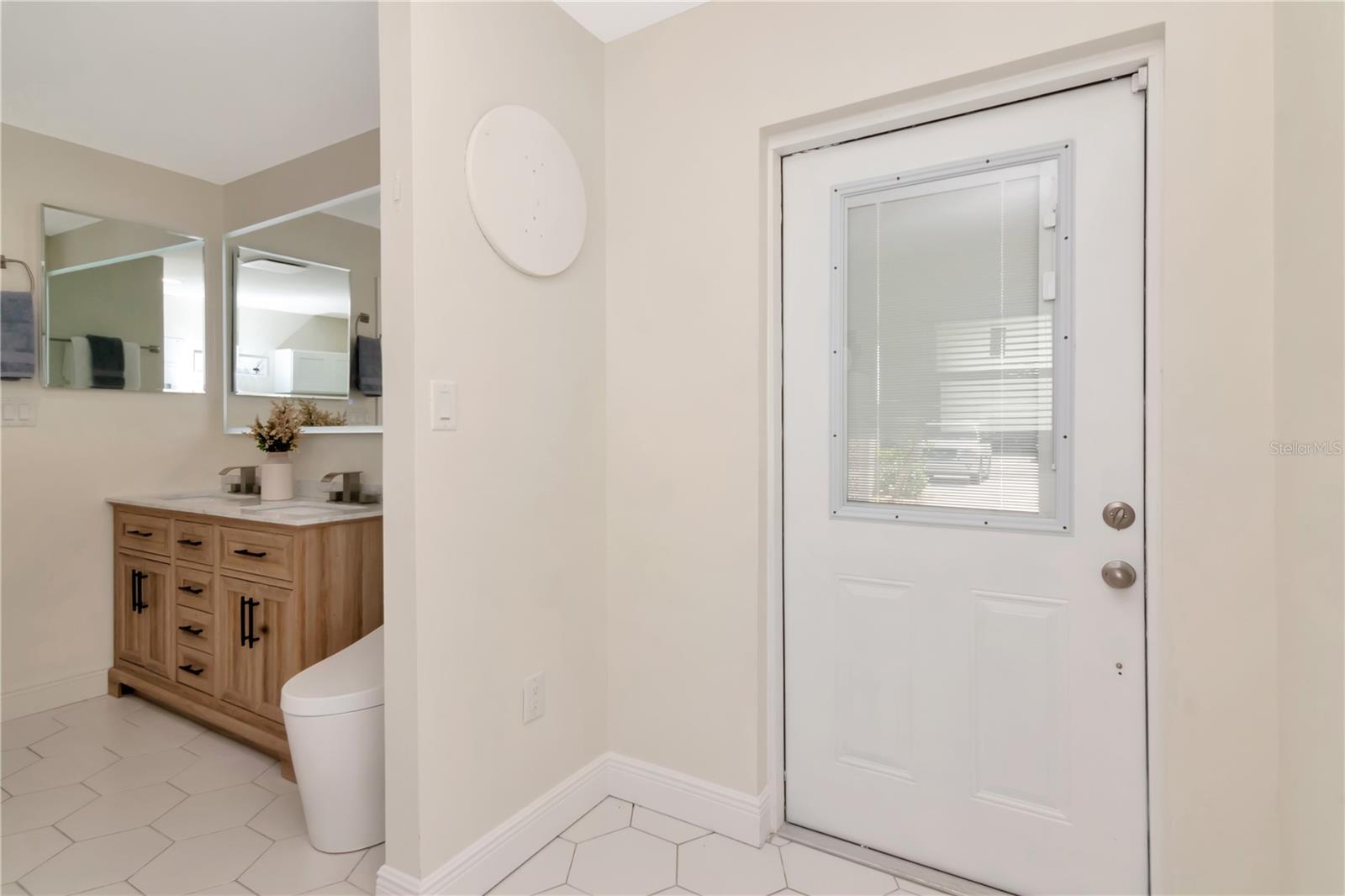 Image 28 of 38 For 106 Steven Street