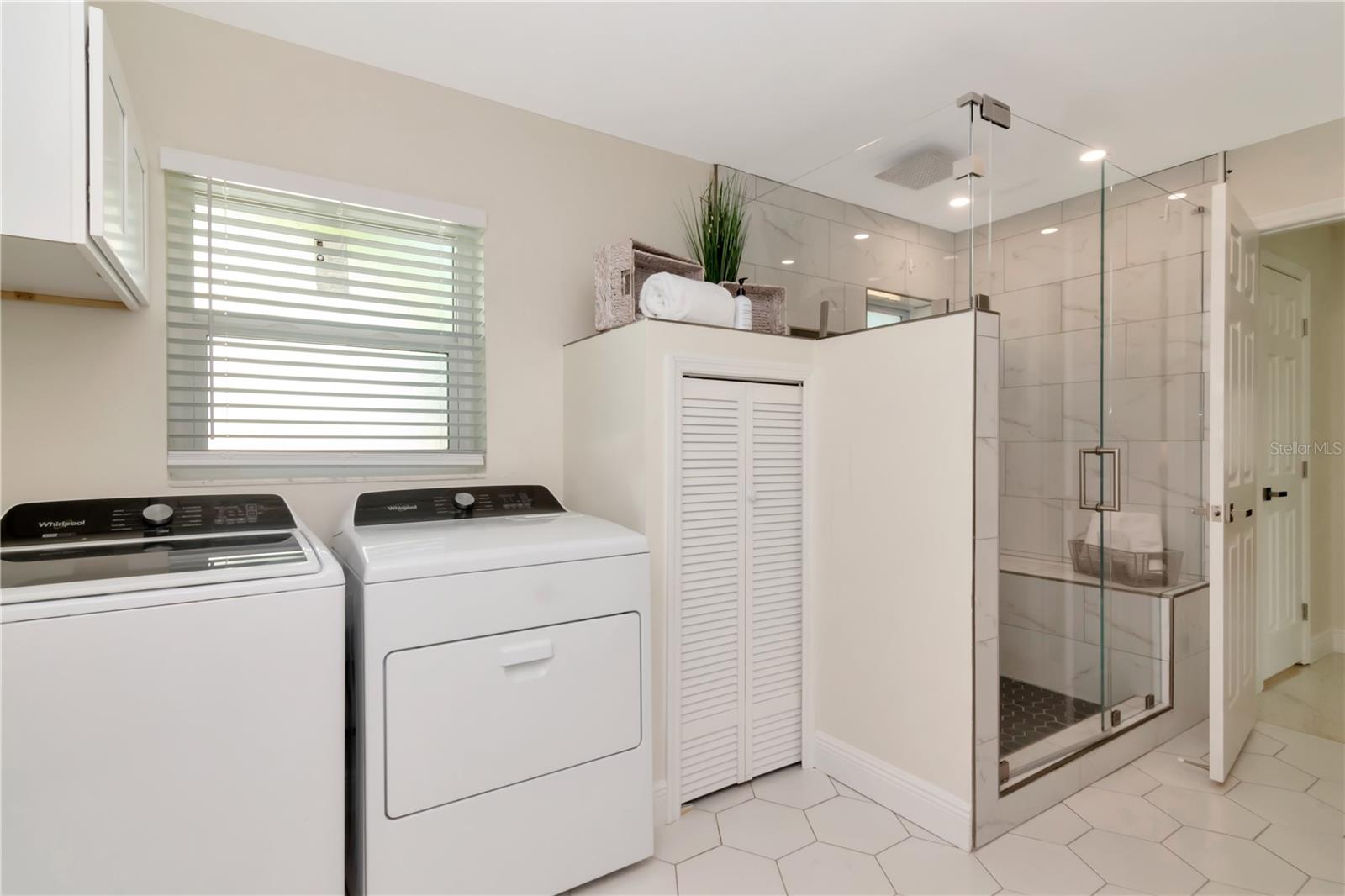 Image 29 of 38 For 106 Steven Street