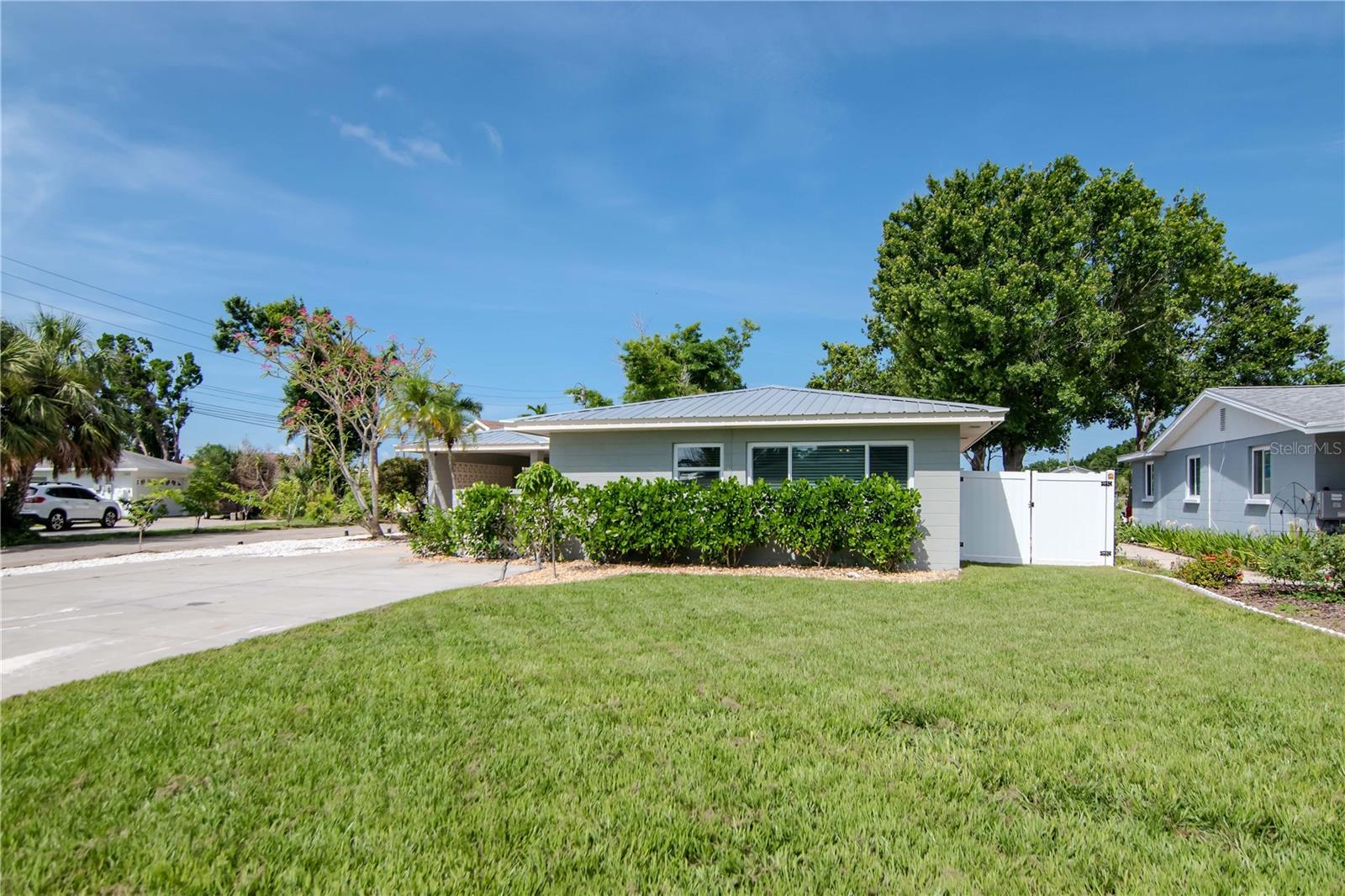 Image 37 of 38 For 106 Steven Street