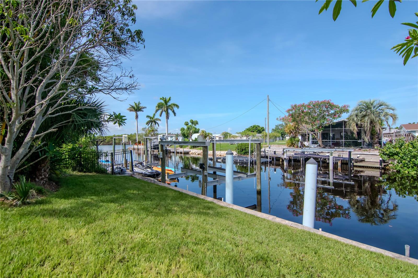 Image 5 of 38 For 106 Steven Street