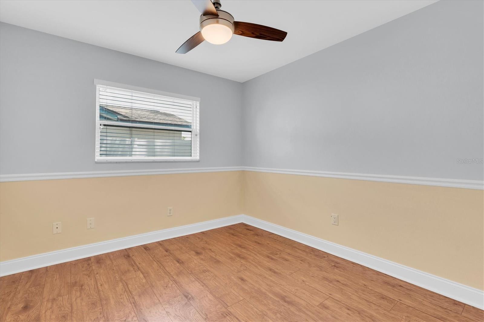 Image 26 of 37 For 13176 Dorchester Drive