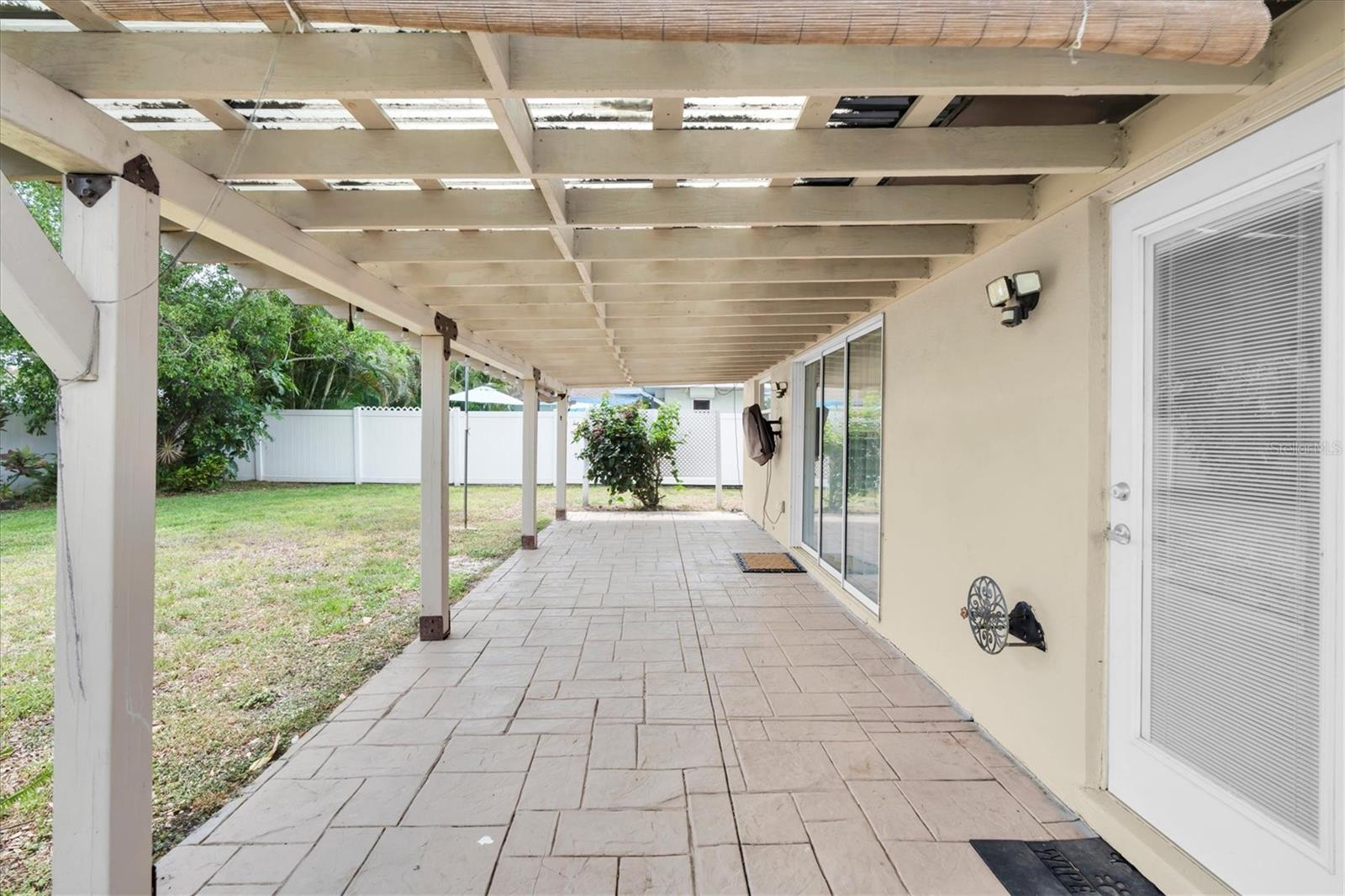 Image 29 of 37 For 13176 Dorchester Drive