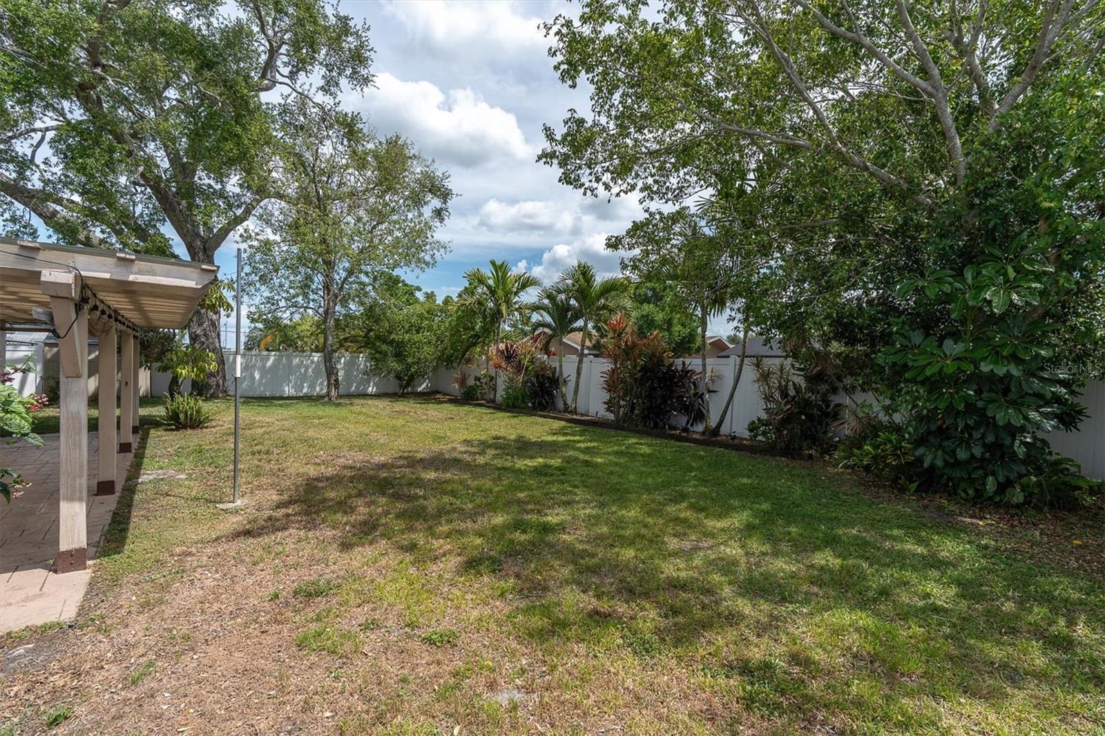 Image 35 of 37 For 13176 Dorchester Drive