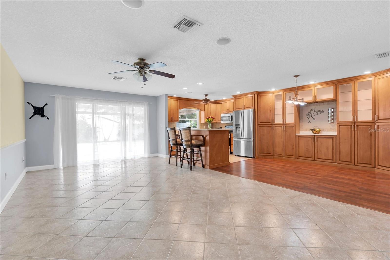 Image 6 of 37 For 13176 Dorchester Drive