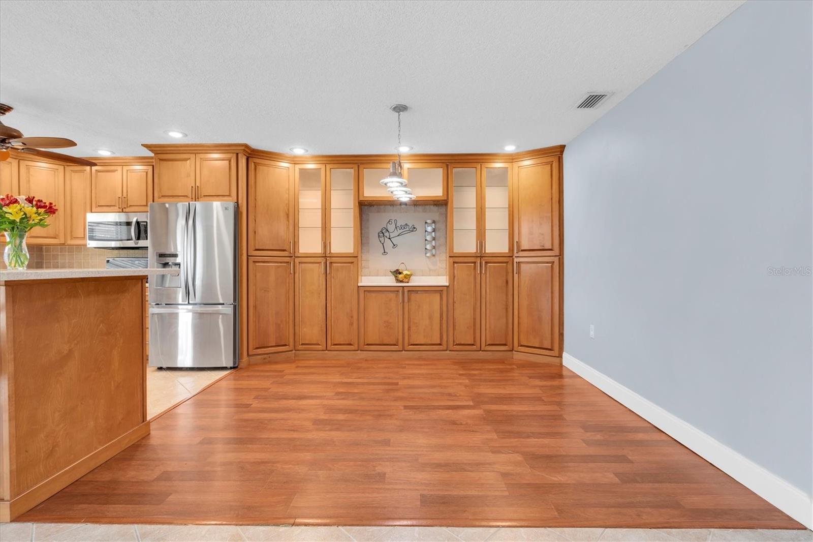 Image 8 of 37 For 13176 Dorchester Drive