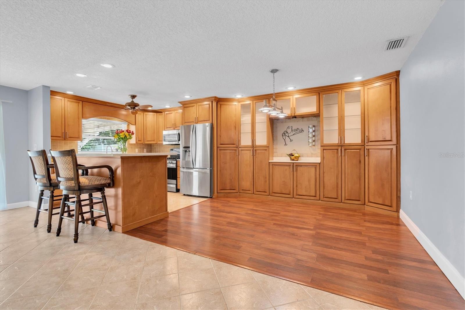 Image 9 of 37 For 13176 Dorchester Drive