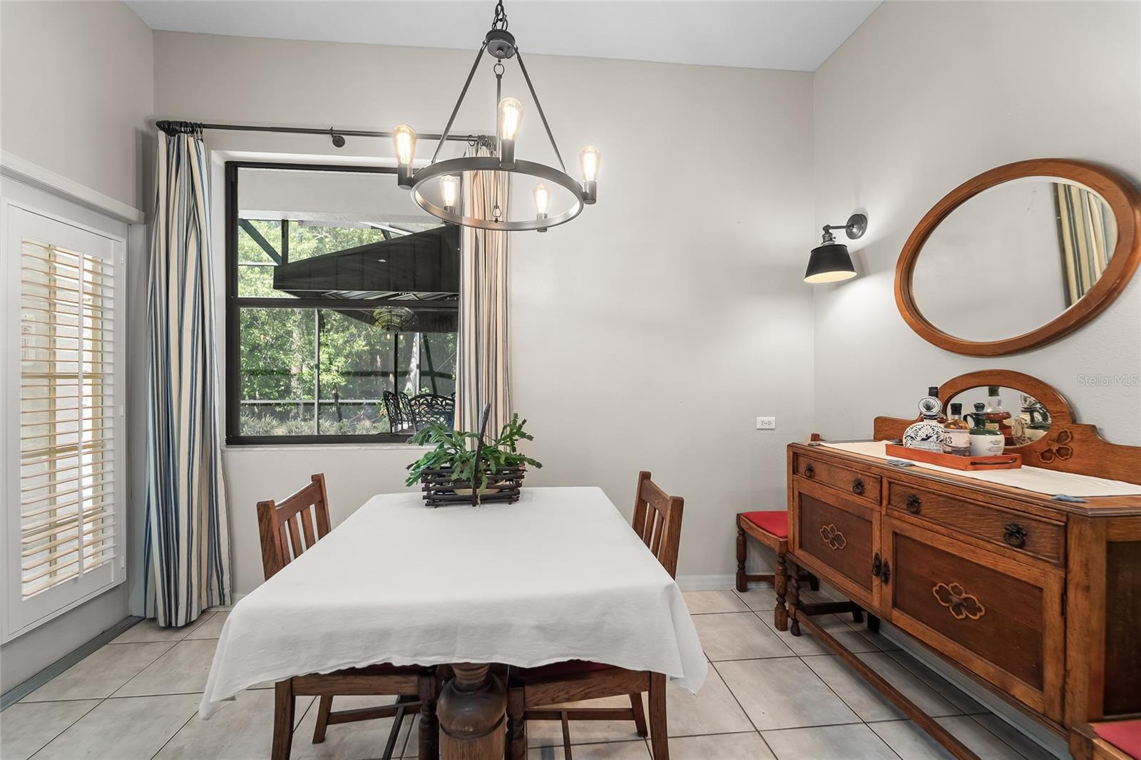 Image 13 of 43 For 1012 Kingsborough Gardens Court