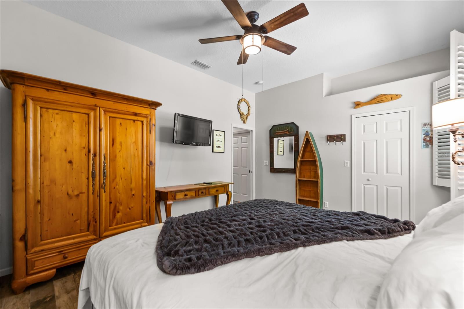 Image 23 of 43 For 1012 Kingsborough Gardens Court