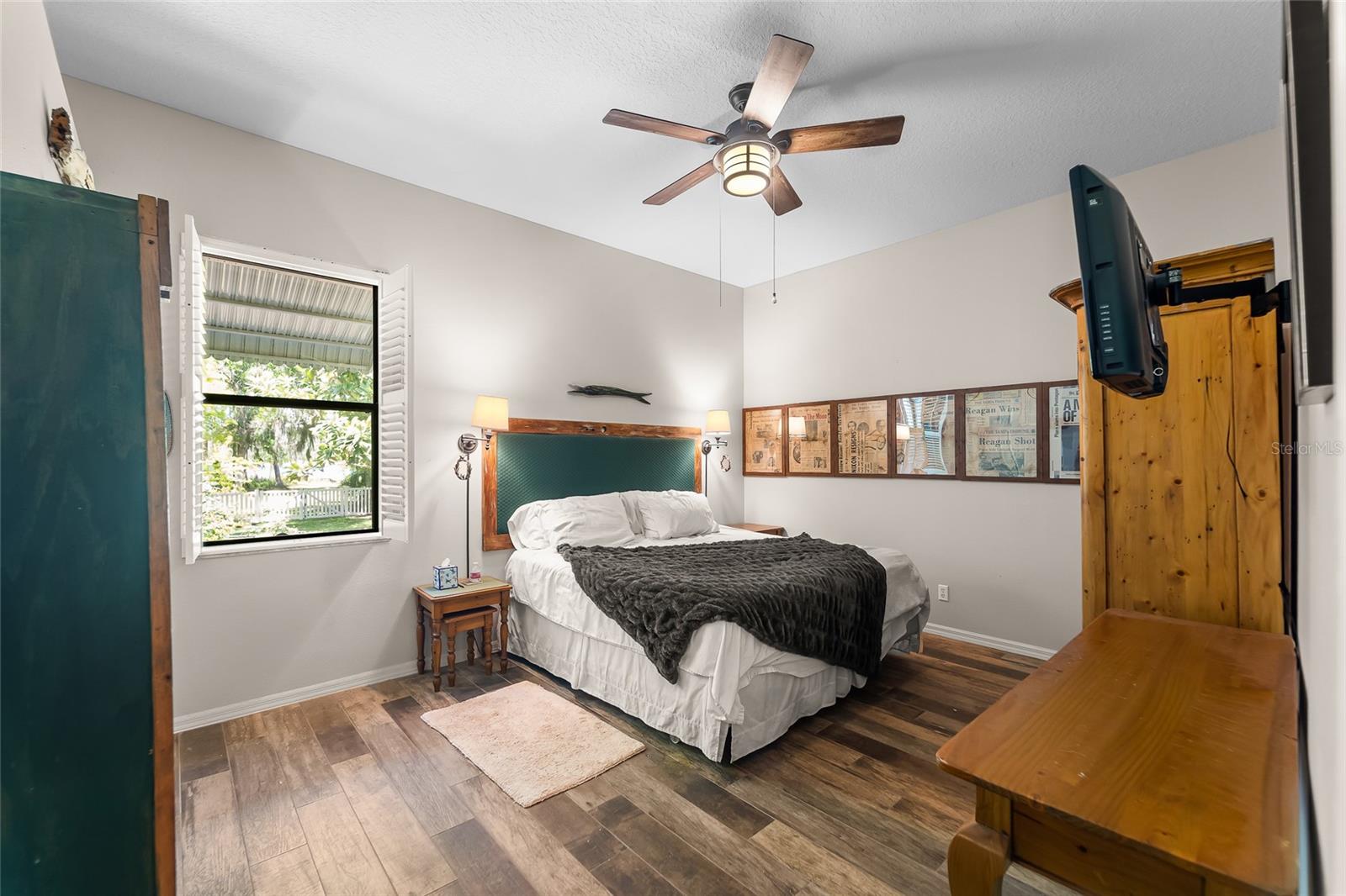 Image 24 of 43 For 1012 Kingsborough Gardens Court