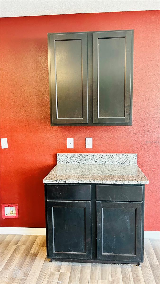 Image 10 of 33 For 11152 Leland Groves Drive