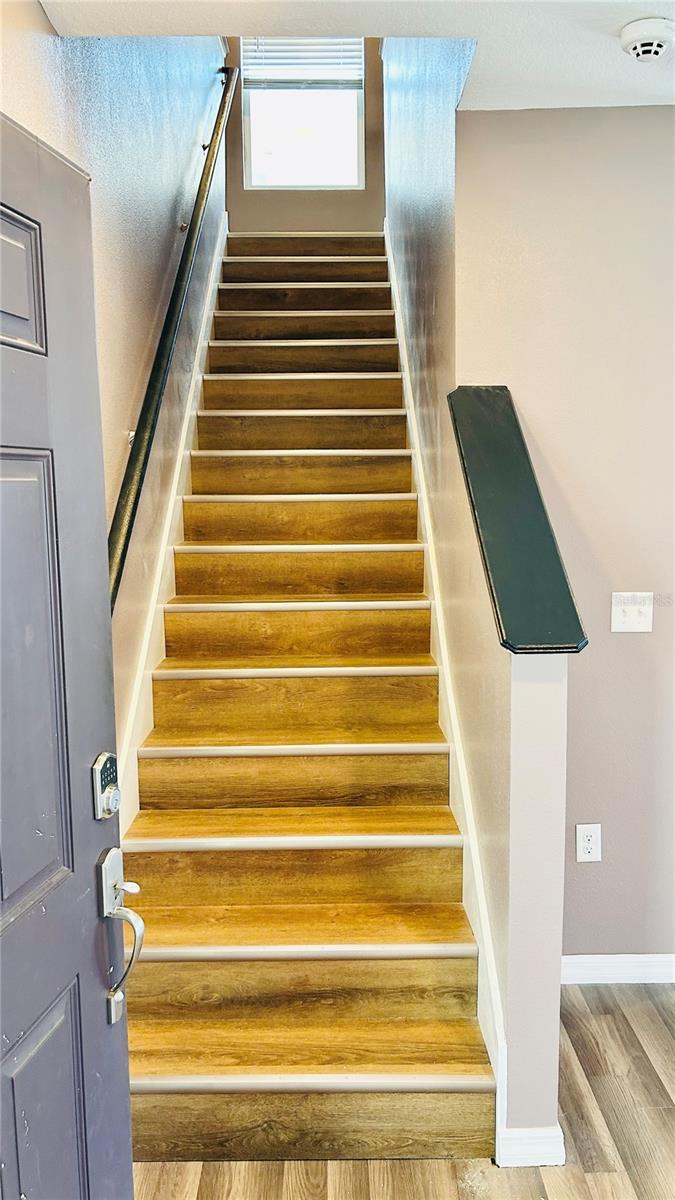 Image 6 of 33 For 11152 Leland Groves Drive