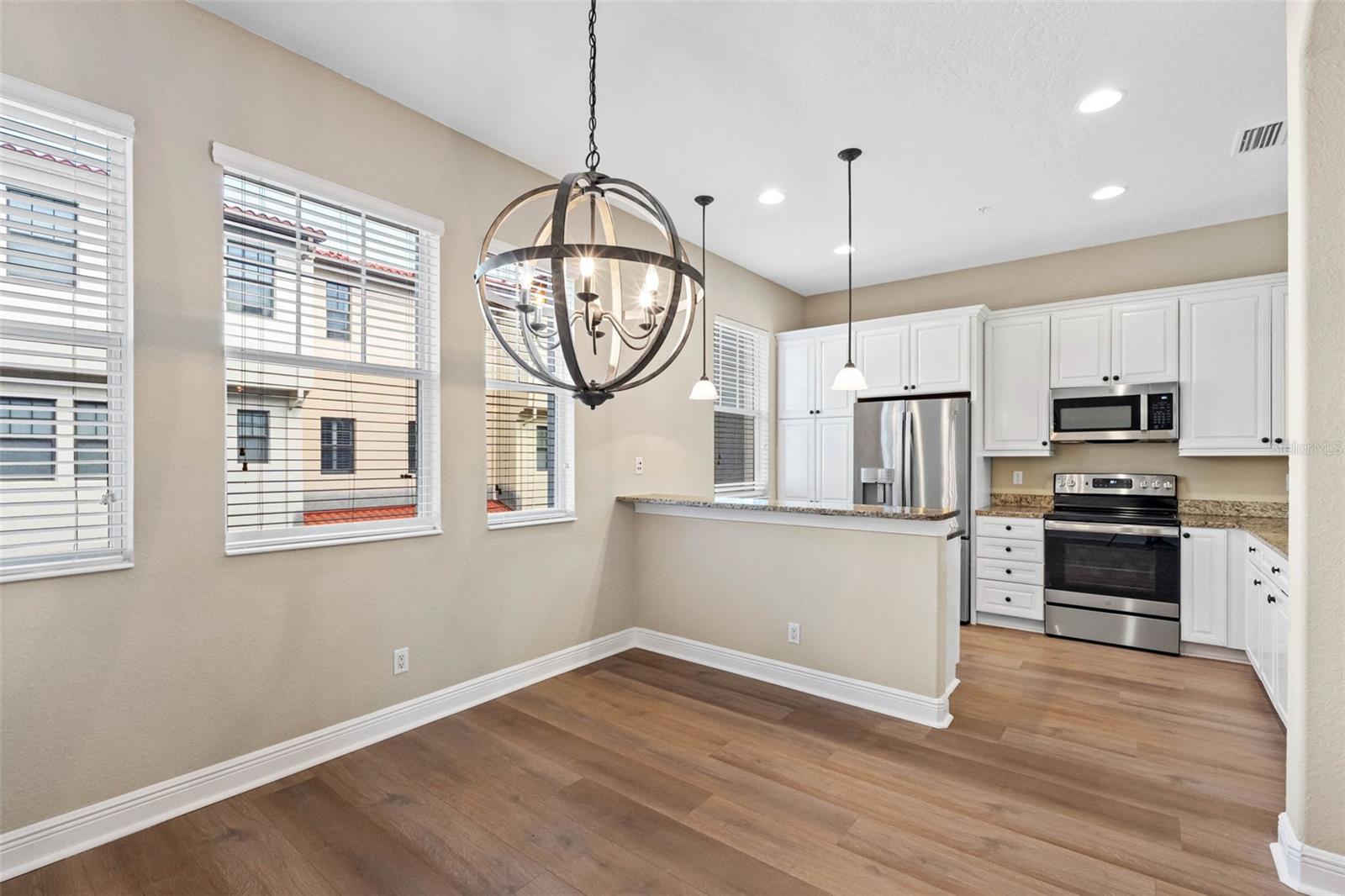Image 13 of 79 For 6030 Yeats Manor Drive 105