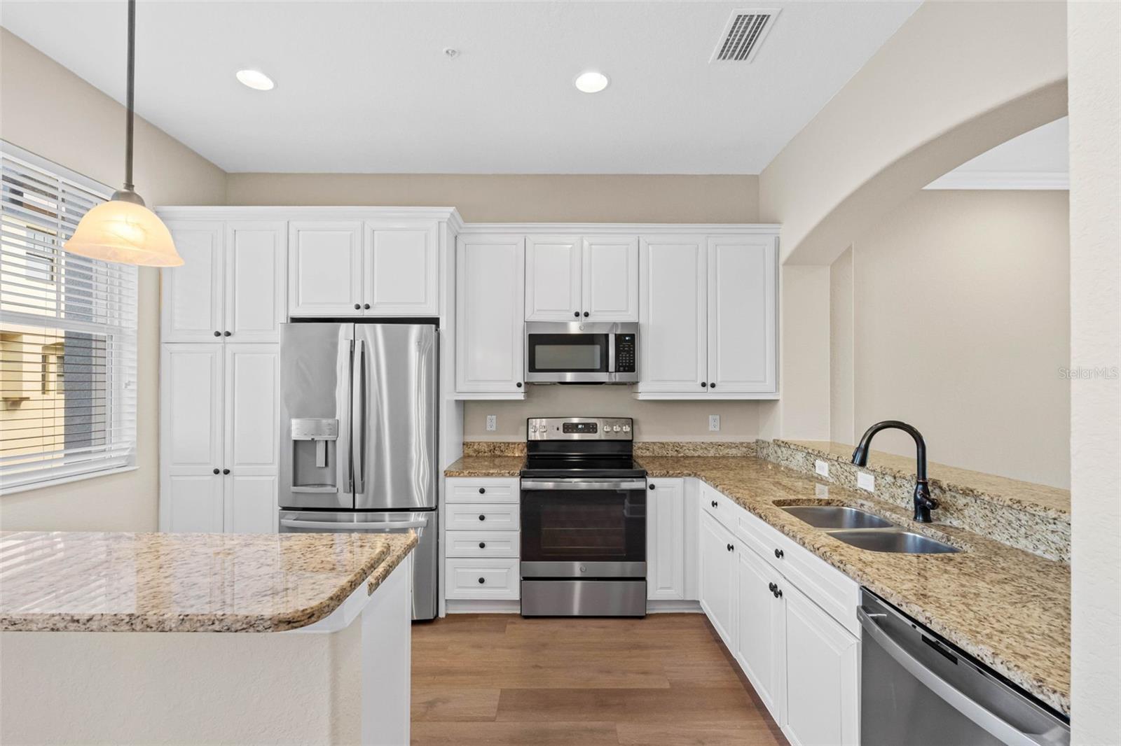 Image 14 of 79 For 6030 Yeats Manor Drive 105